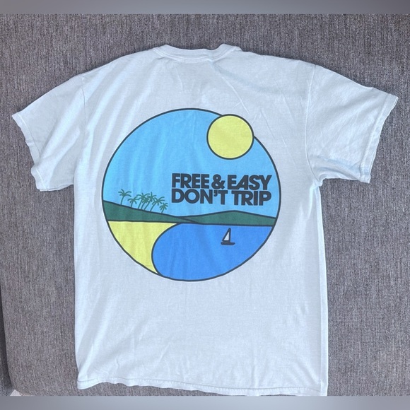 Free & Easy Sailboat SS Tee Powder Blue Small - Picture 6 of 8